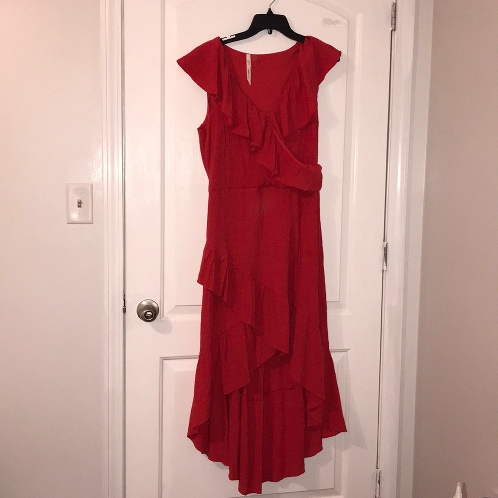 A large red maxi dress,has a good party touch!